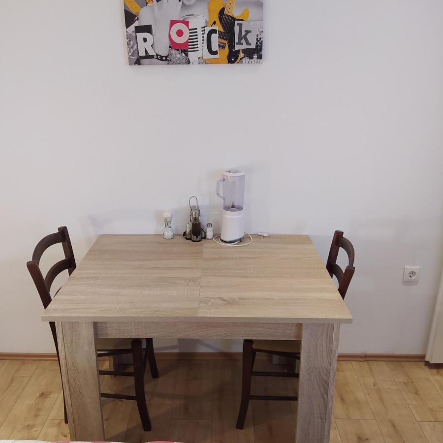 Peter&Zana Apartments Stari Grad  Luaran gambar