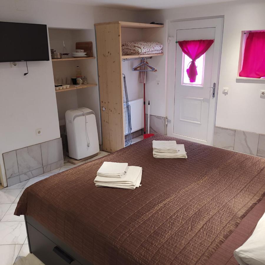 Peter&Zana Apartments Stari Grad  Luaran gambar