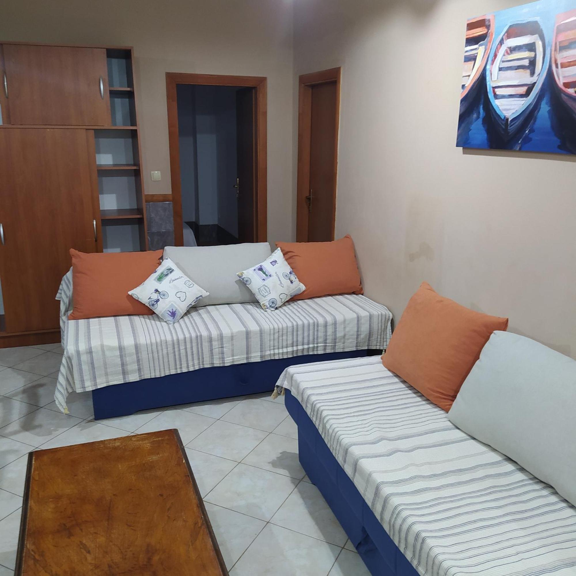 Peter&Zana Apartments Stari Grad  Luaran gambar