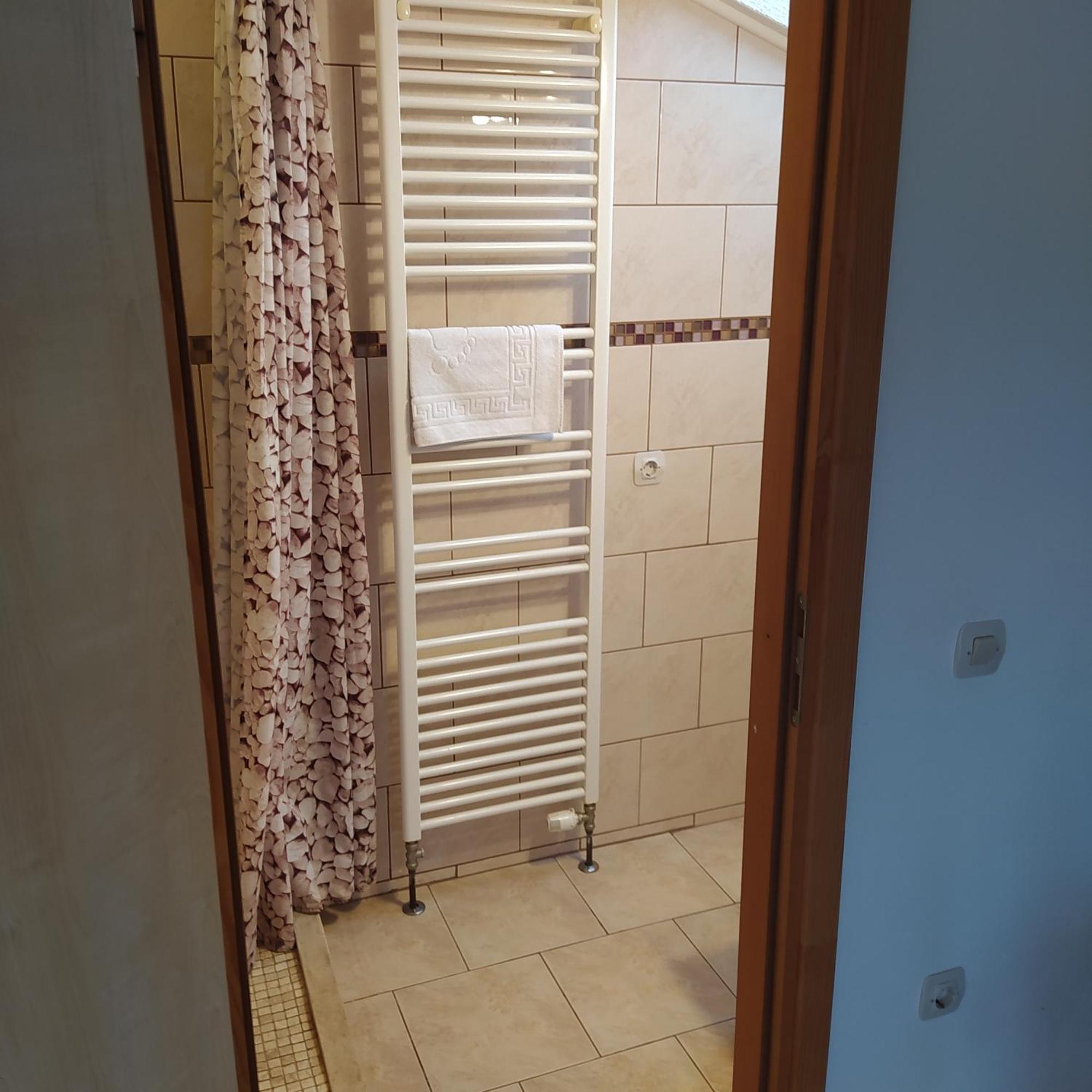 Peter&Zana Apartments Stari Grad  Luaran gambar