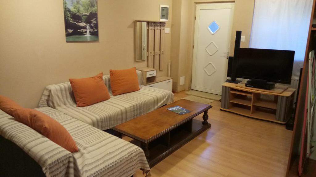 Peter&Zana Apartments Stari Grad  Luaran gambar